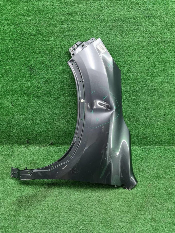 Крыло переднее левое Subaru Forester 5 SK (18-нв)