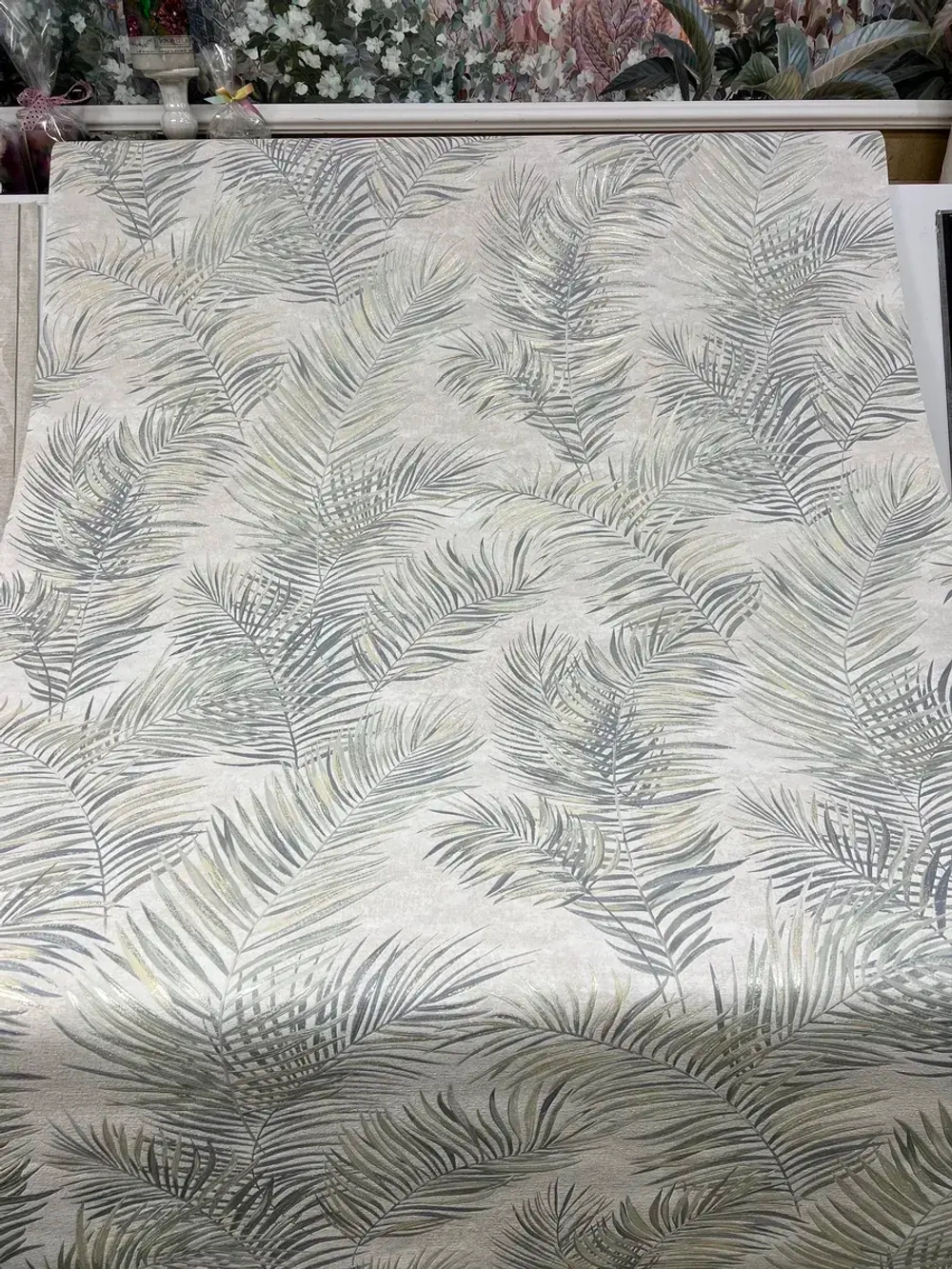 Обои флизелиновые R111102 DREAM Россия