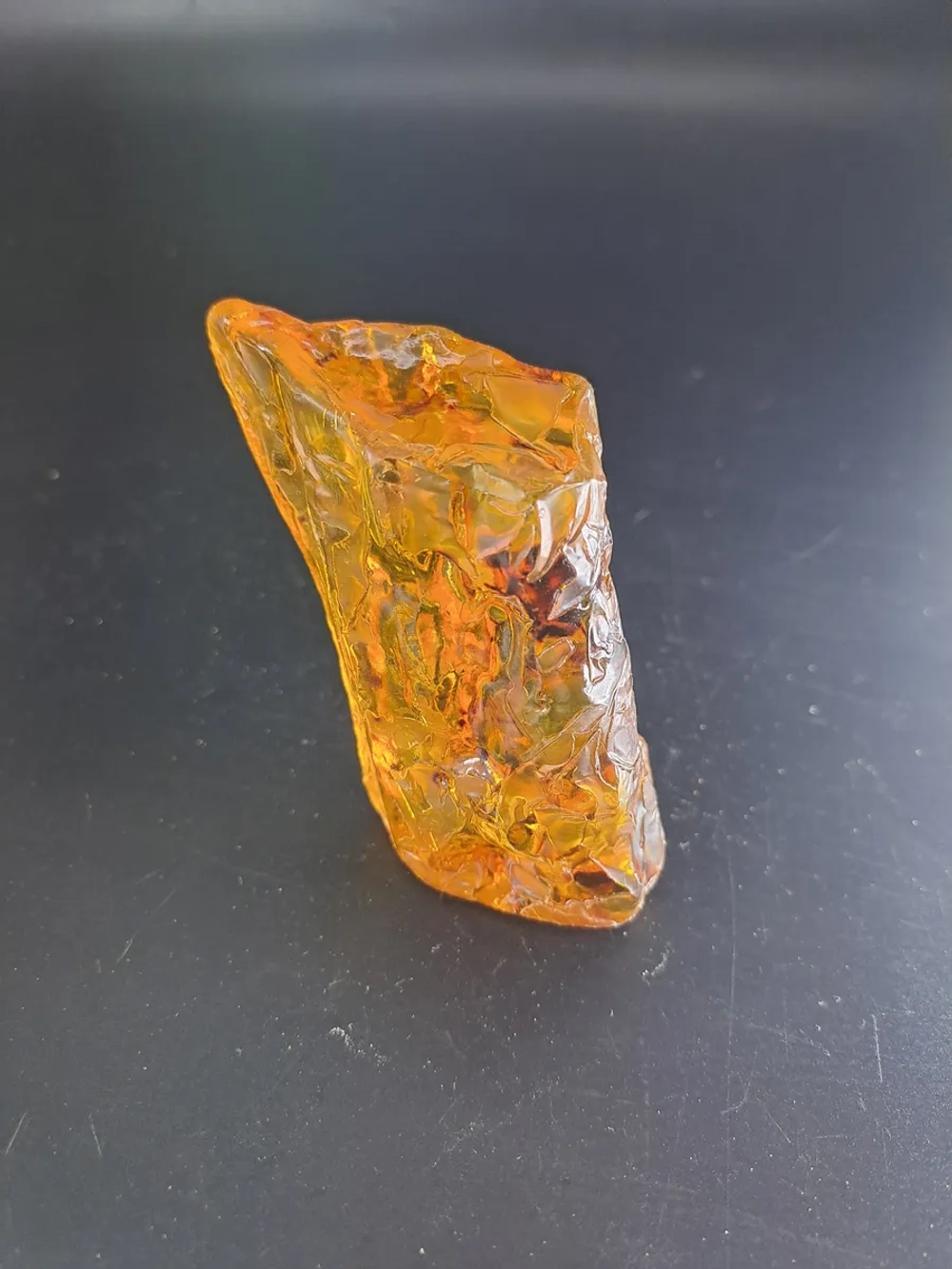 Копал молодой янтарь коллекционный 59 гр