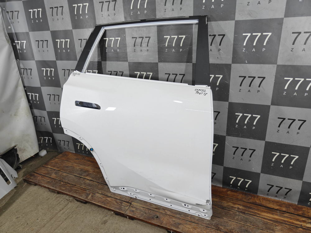 Дверь задняя правая Tenet T8 25-нв Б/У Оригинал 551003164AADYJ