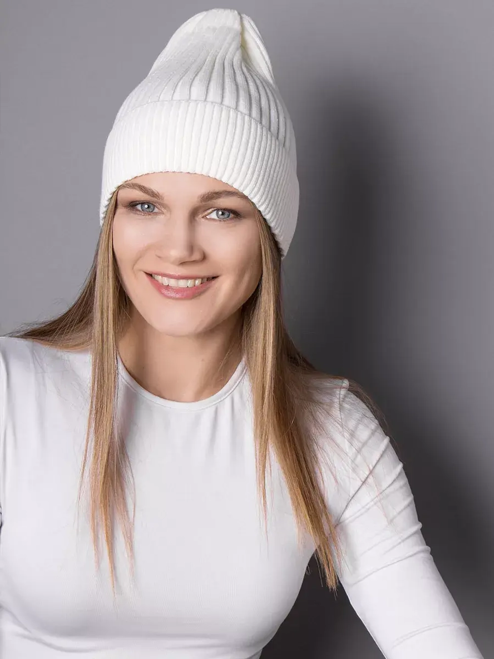 Шапка для девочки осенняя вязаная