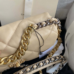 Chanel 19 26 cm