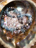 Колье ручной работы из речного жемчуга и аквамарина "Рыбка"