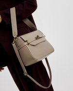 Сумка 557 01 тауп светлый