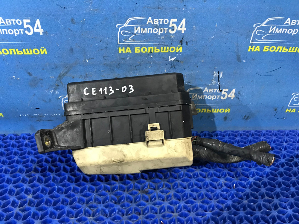 Блок предохранителей подкапотный TOYOTA SPRINTER 2000