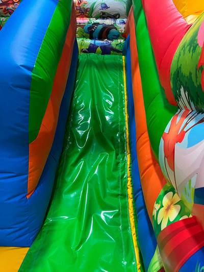 Коммерческий надувной батут «Добрая русская сказка 4», 8*4*5 м