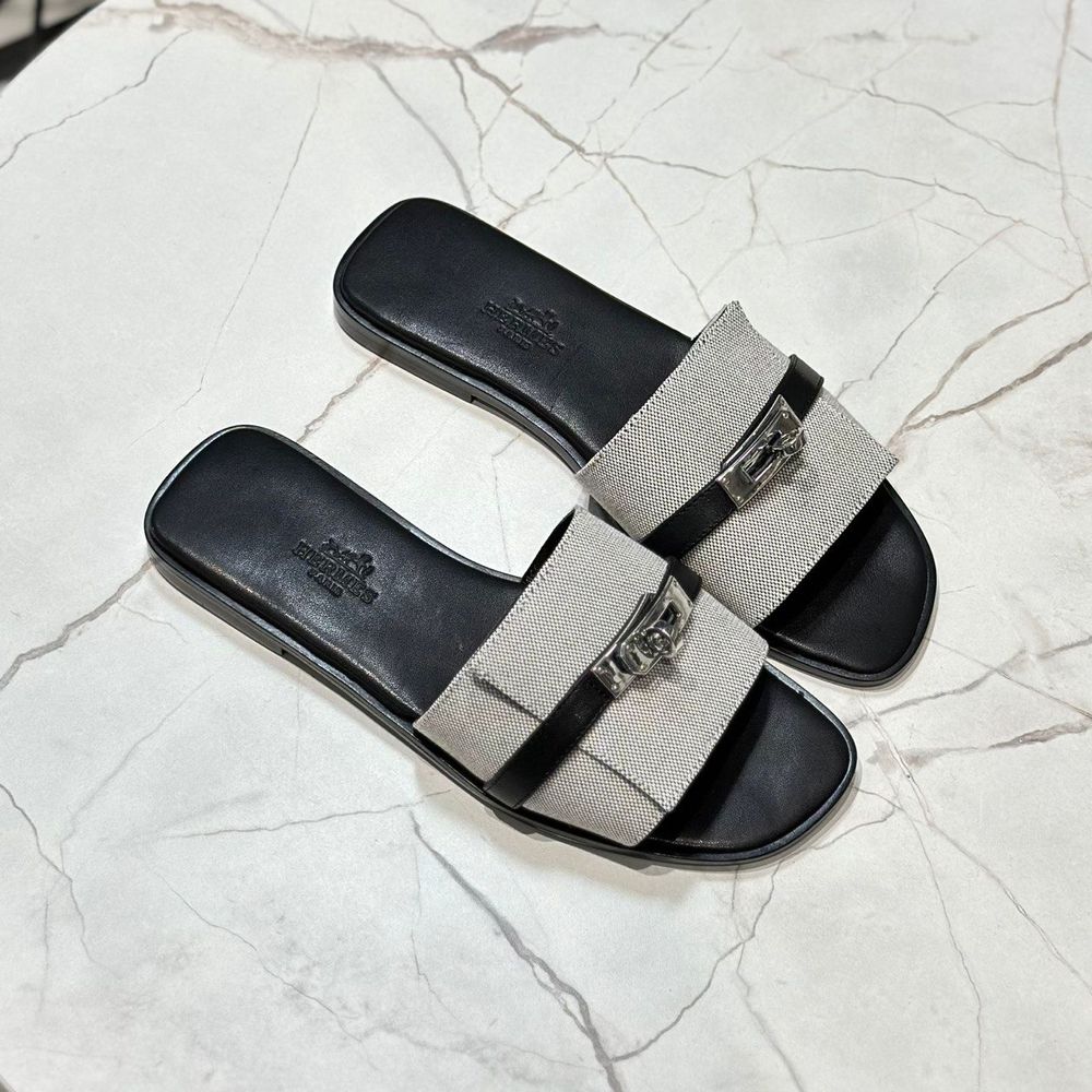 Шлепанцы Hermes