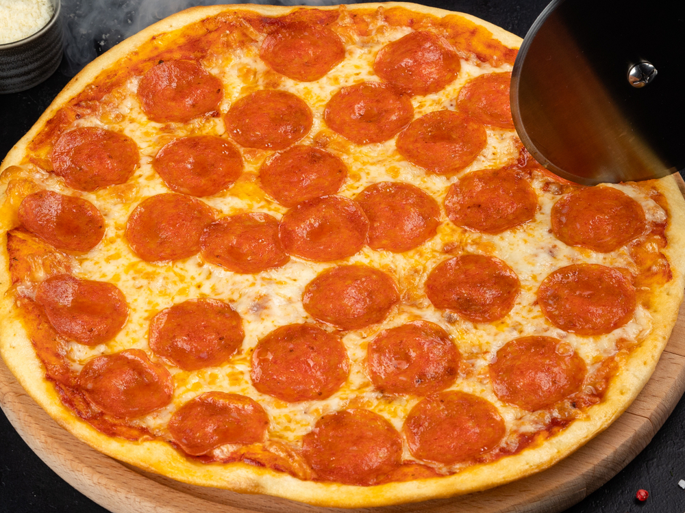 Пицца пепперони