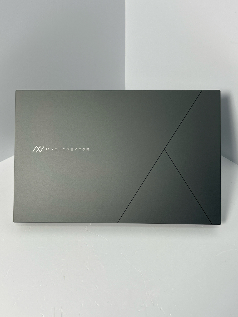 Ноутбук Machcreator Cosmos R17 (JJ00GG00GRU) 17.3"/AMD Ryzen 5 7430U/RAM 16GB/SSD 512GB/AMD Radeon Graphics/1920x1080/IPS 120Hz/Win11/Подсветка кл-ры: LED/Серый Состояние: A1