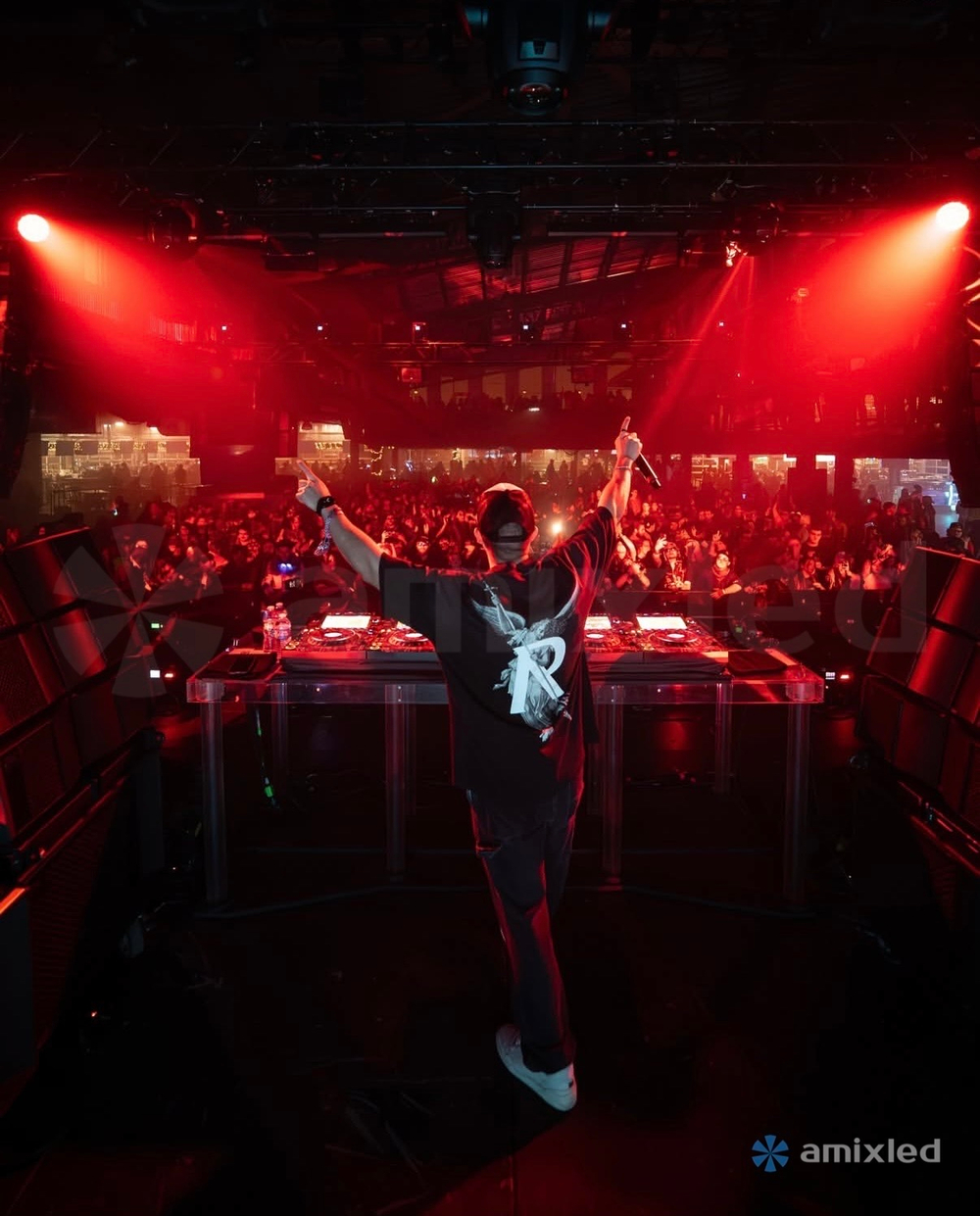 Световой прибор 19x15 WASH MAC AURA ER