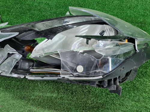 Битая Фара левая Hyundai Solaris 2 (2020-н.в.) галоген