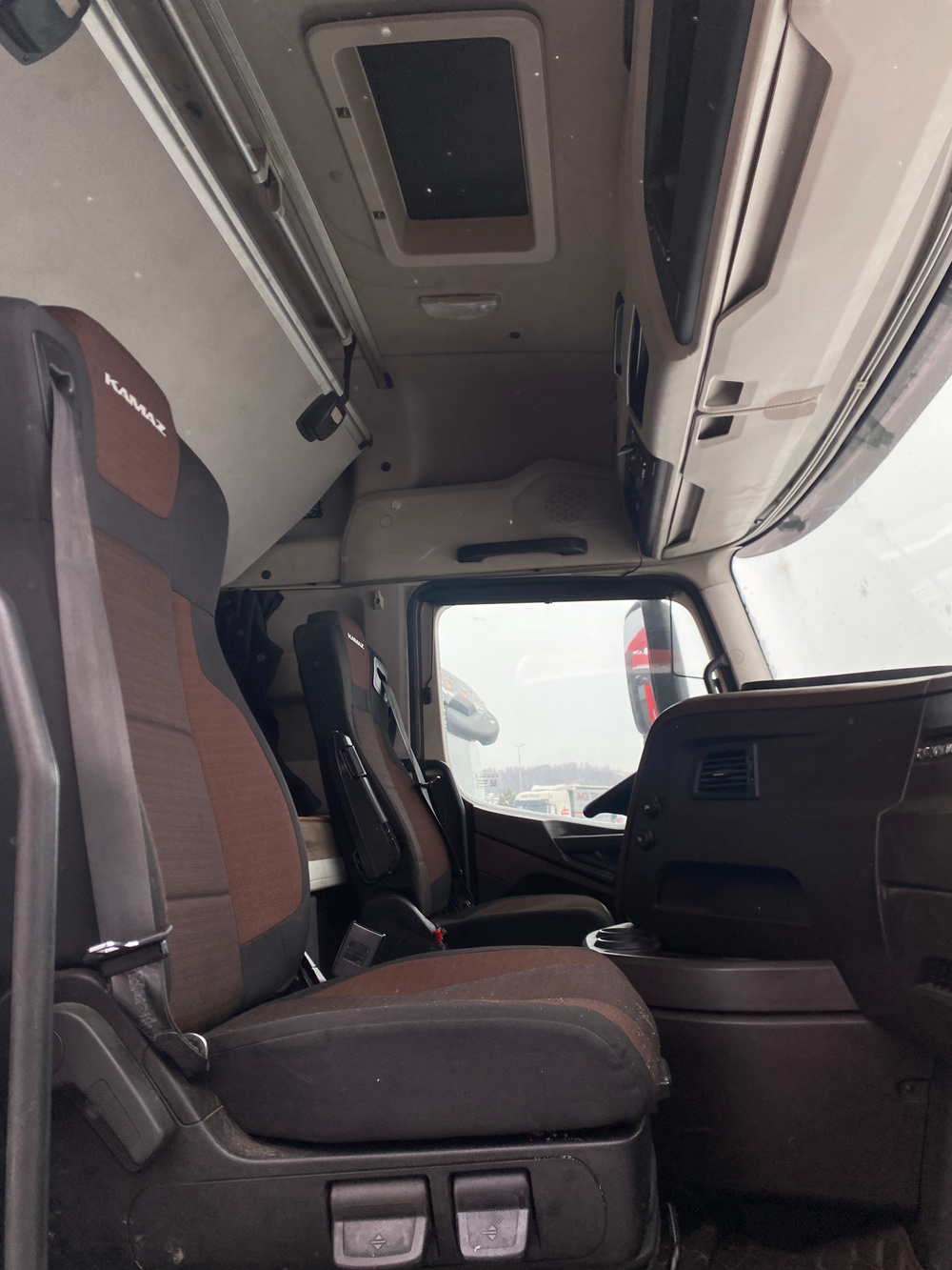 КамАЗ 54901 4x2 Седельный тягач 54901-004-94 (Дизельный, 12,0 л, 450 л.с., МТ)