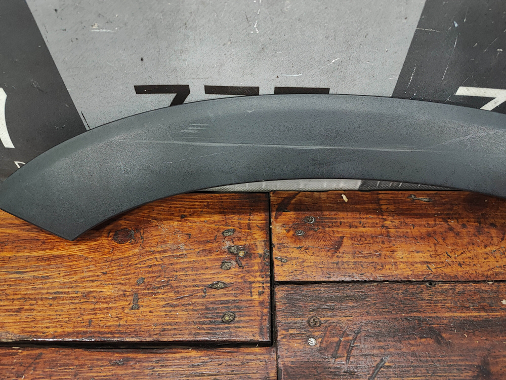 Накладка крыла заднего правого Hyundai Santa Fe 4 (TM) 18-21 Б/У Оригинал 87742S1000