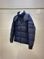 Пуховик Moncler