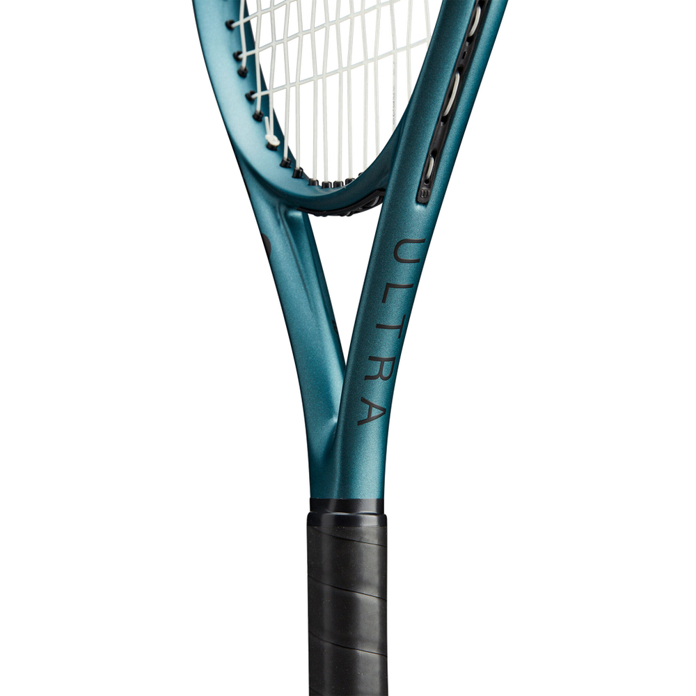 Теннисная ракеткаДетская теннисная ракетка Wilson Ultra 26 V4.0 Junior Racket