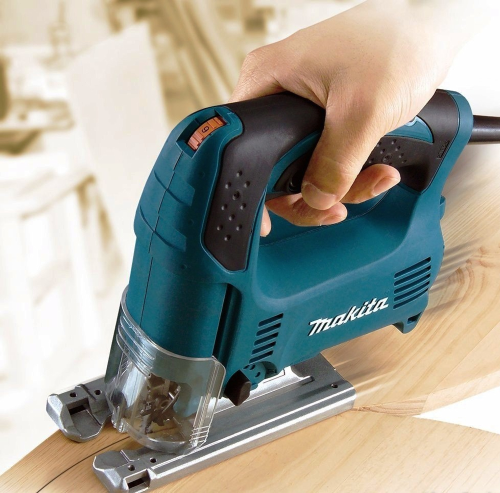 4329 Электролобзик Makita