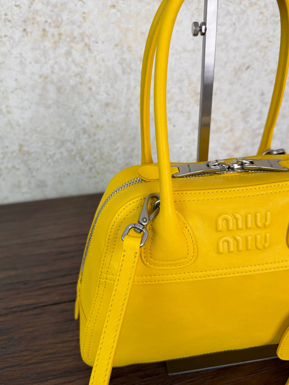 Miu Miu Vivant Bag 28 cm