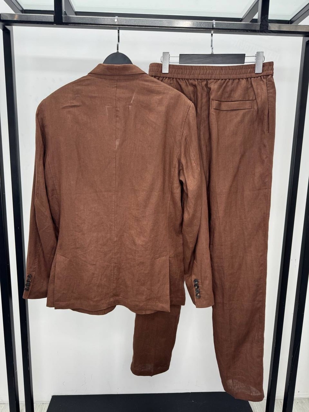 Льняной костюм Ermenegildo Zegna