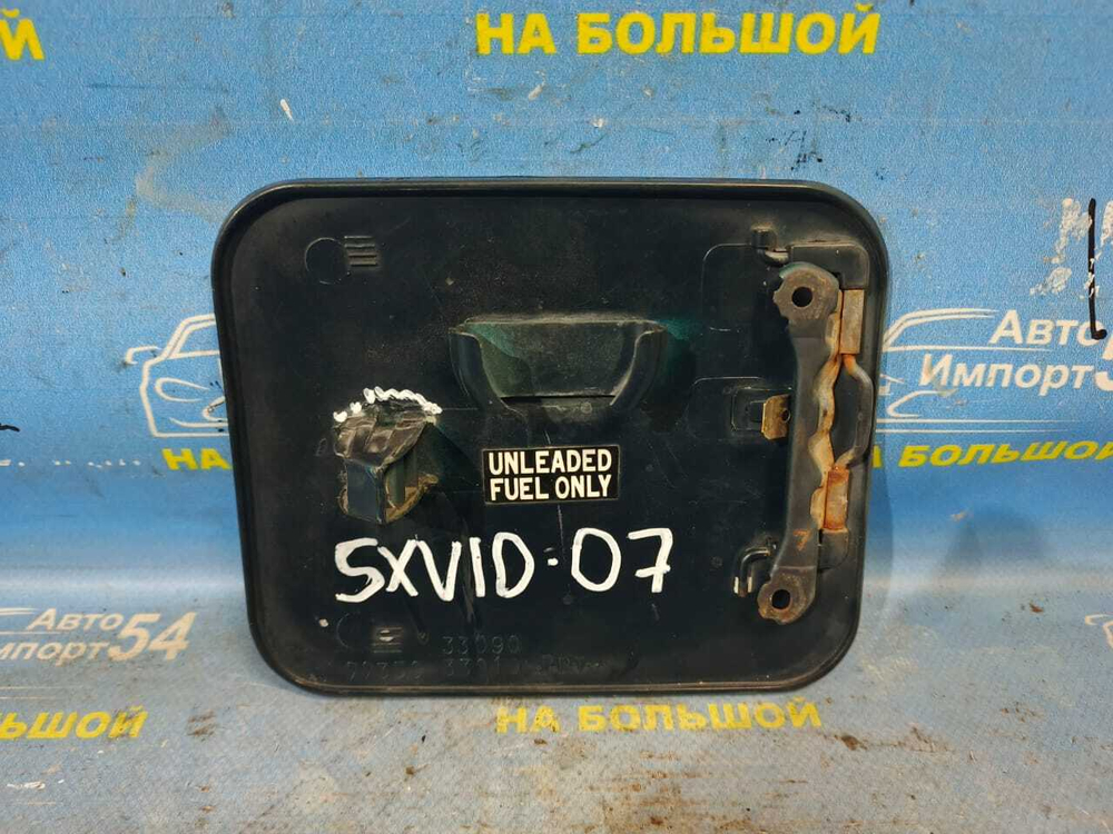 Лючок бензобака TOYOTA CAMRY 1996