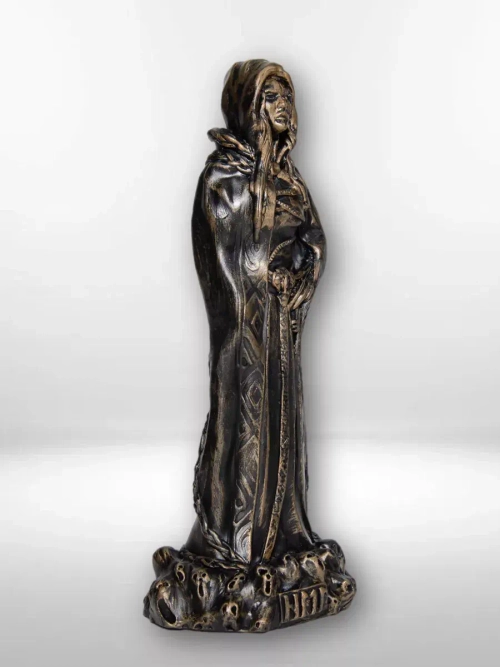 Коллекционная алтарная фигурка статуэтка скандинавская Богиня Хель оберег для дома