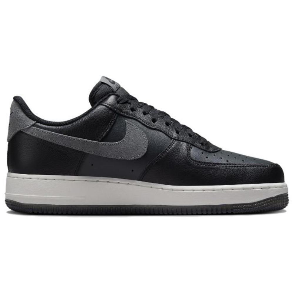 Кроссовки Nike Air Force 1 07 Lv8
