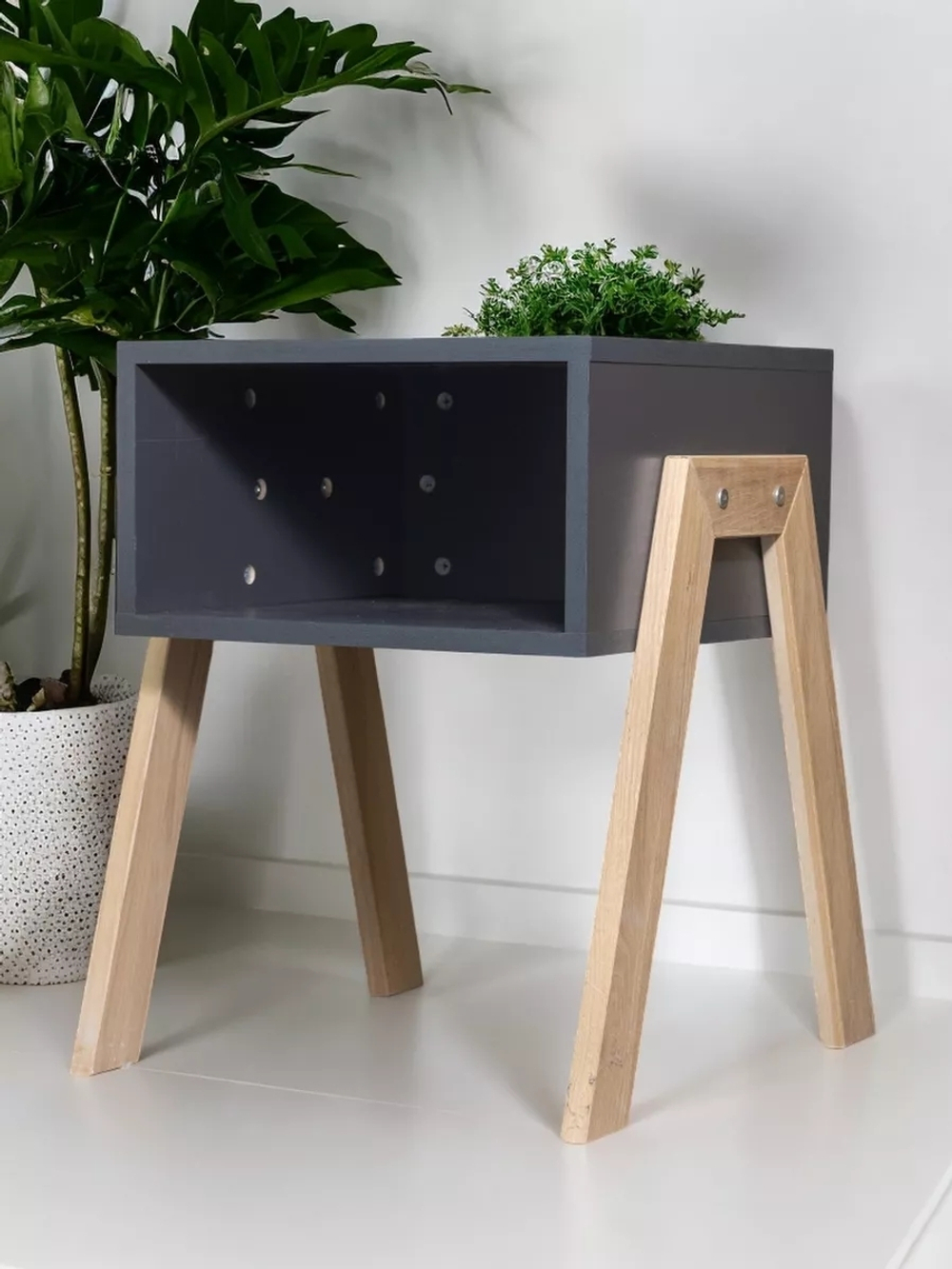 Тумба прикроватная Мунк в спальню и прихожую без ящика