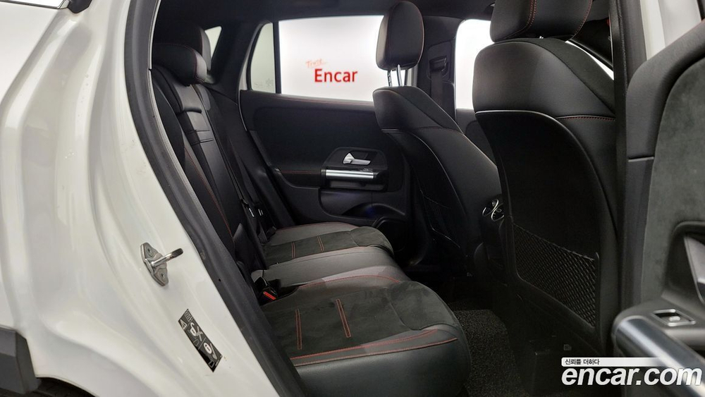 Mercedes-Benz GLA-Class H247 GLA250 4MATIC (12.2022)