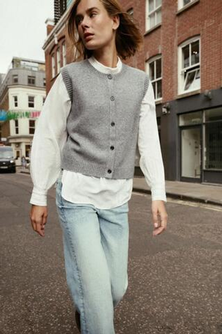ZARA МЯГКИЙ ТРИКОТАЖНЫЙ ЖИЛЕТ, СЕРЫЙ МЕЛАНЖ