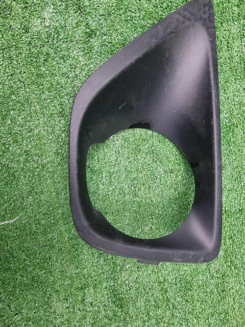 Накладка ПТФ правая BMW X2 F39 (2017-2023)