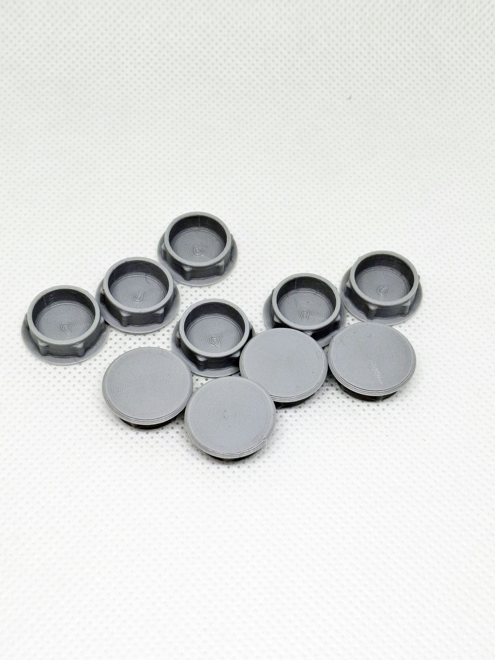 Заглушка пластиковая для отверстий белая D10 мм - 20 шт.