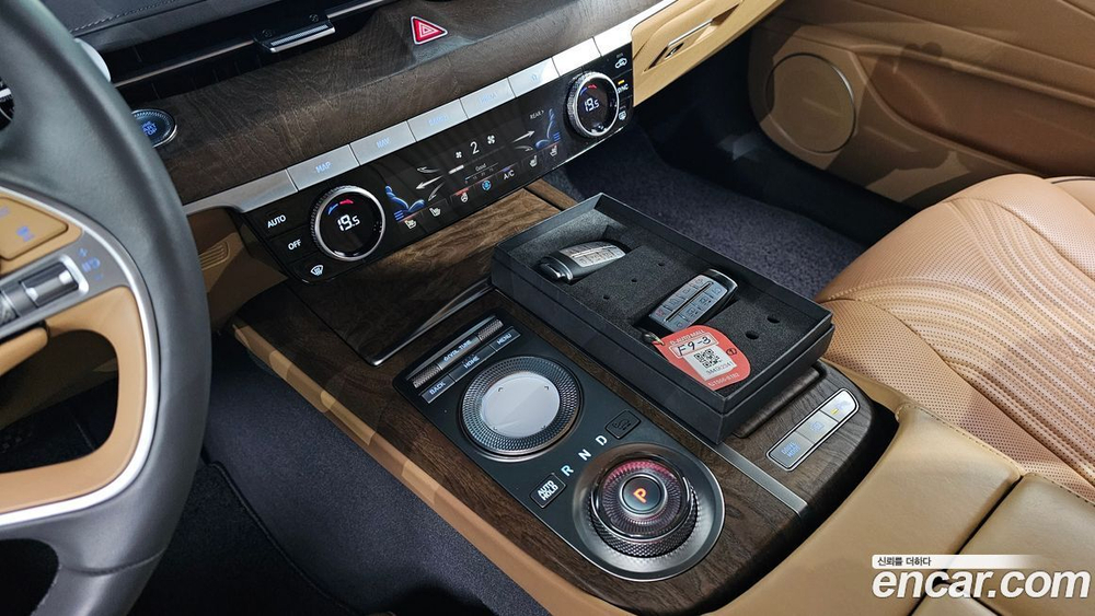 Genesis G80 (RG3) Бензин 2.5 Turbo AWD (08.2020)