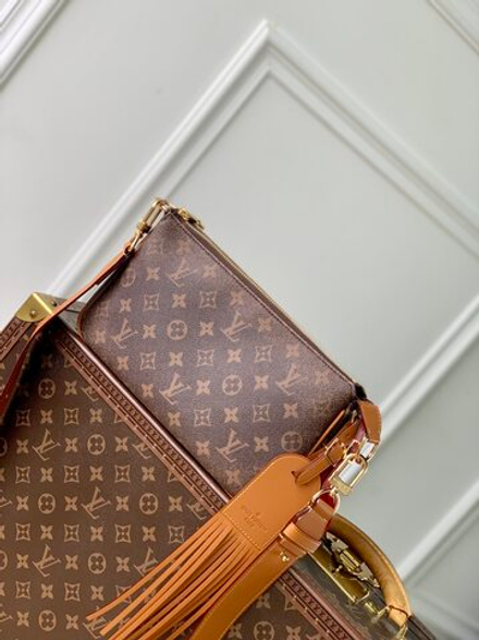 Louis Vuitton Pochette Accessoire XL
