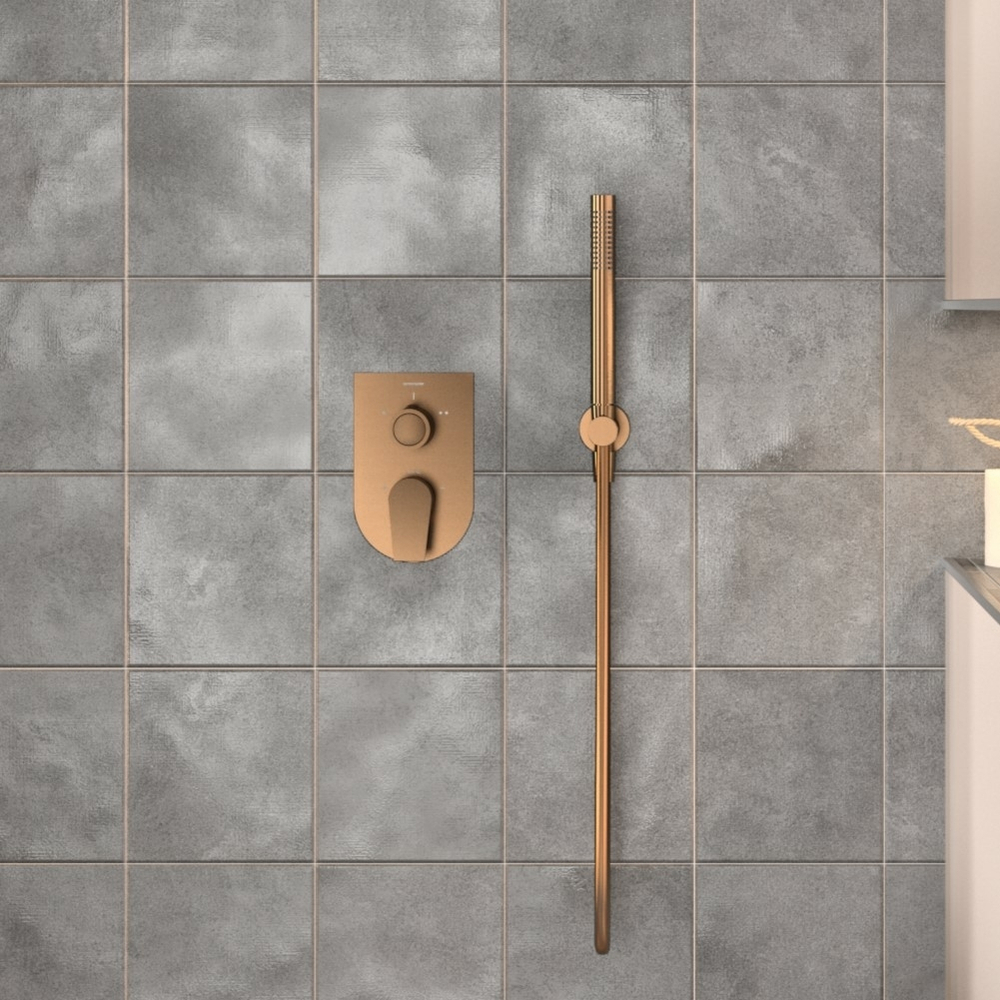 Шланг душевой 1,75м в ПВХ оплётке с шарниром 2475CCUC медь