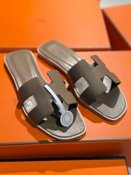 Шлепанцы Hermes