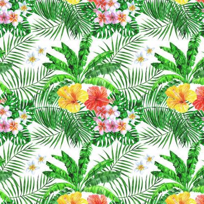 Пальмовые листья с тропическими цветами