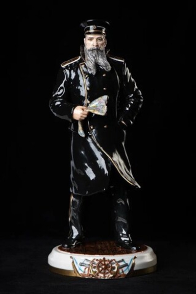Статуэтка. Фарфор. Солдат. Макаров Степан Осипович - Русский флотоводец. Россия