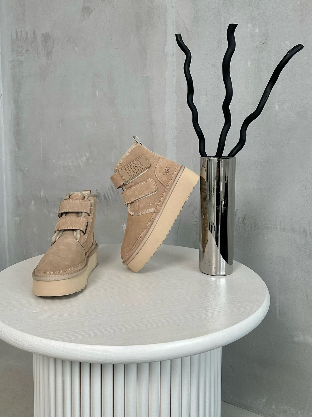 UGG Mini Hi Platform Velcro 2 Beige