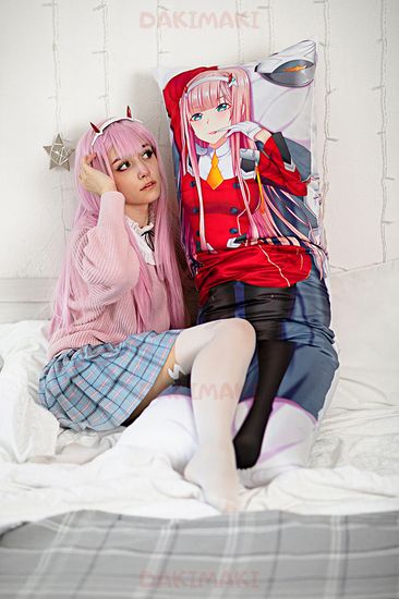 Дакимакура Зеро Ту арт. 0110