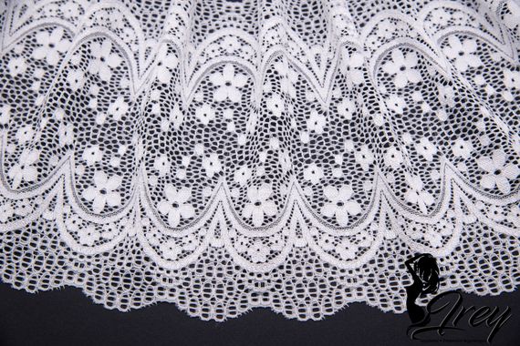 03-150 Кружево эластичное 18 см, белый