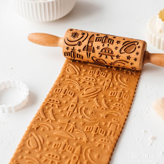 Малая скалка с узором Космическая