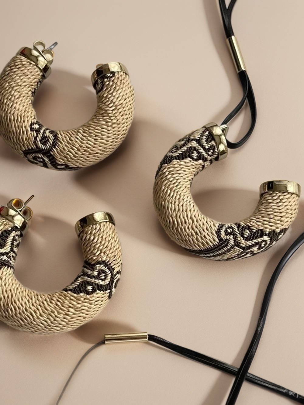 Комплект украшений: колье и серьги Max Mara