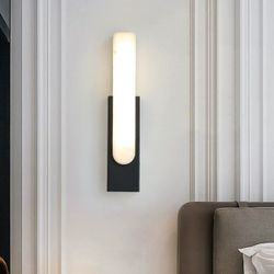 Светодиодный настенный светильник MIRCA Gold