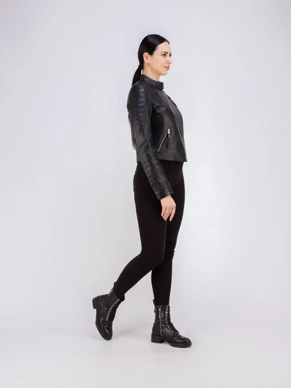 Косуха укороченная демисезонная куртка из натуральной кожи