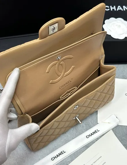 Сумка женская Chanel Timeless Jumbo бежевый