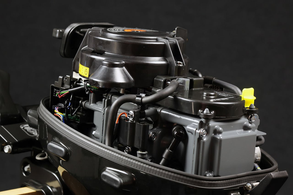 4х-тактный лодочный мотор SUZUKI DF8AS