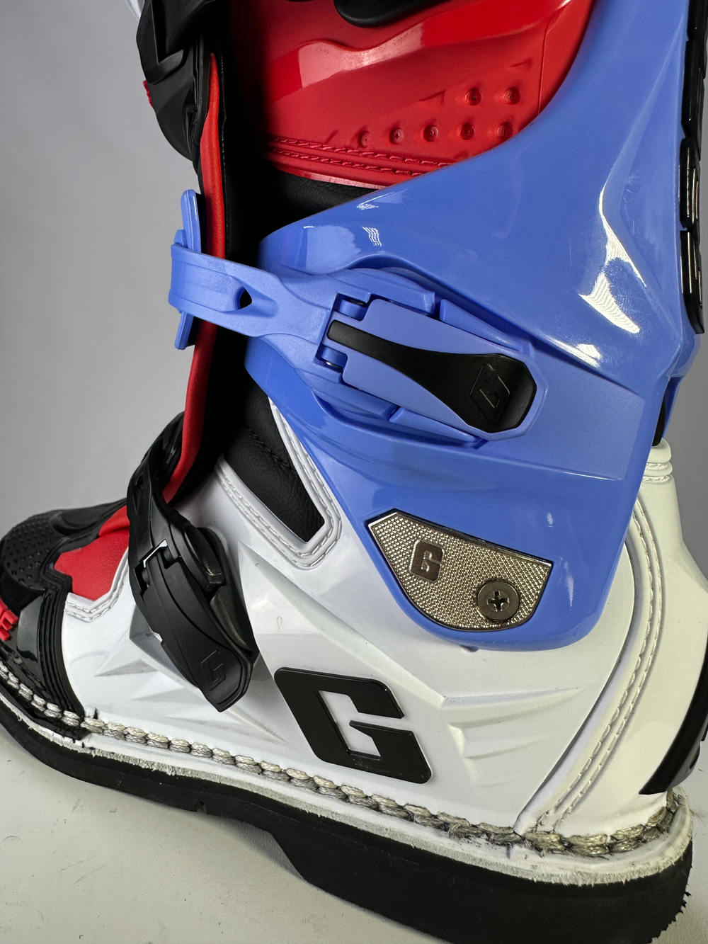 Мотоботы GAERNE SG-12