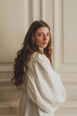 Платье с объемным рукавом из джинсы Айвори