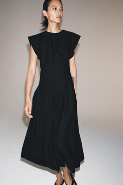 ZARA ПЛАТЬЕ ИЗ ПОПЛИНА СО СКЛАДКАМИ — ZW COLLECTION, ЧЕРНЫЙ