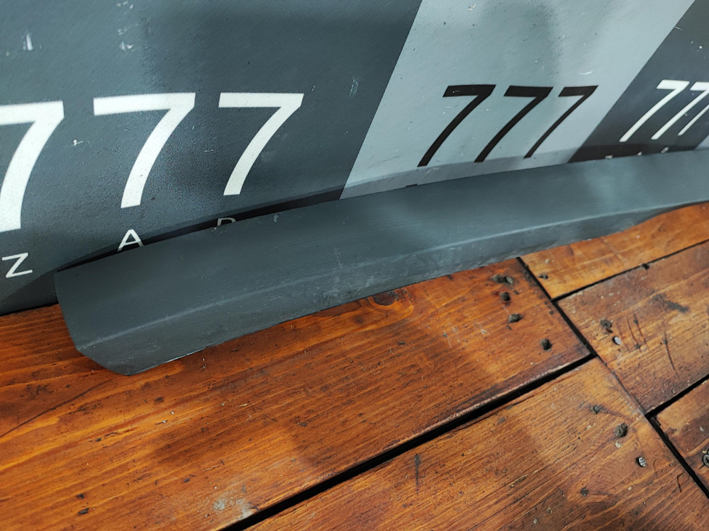 Спойлер переднего бампера Opel Corsa D Новый Оригинал 13179947