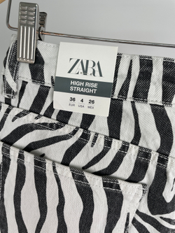 Джинсы Zara